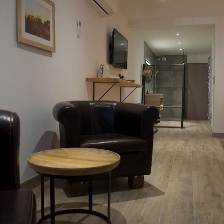 Aux Platanes Hotel Poligny  Exterior foto